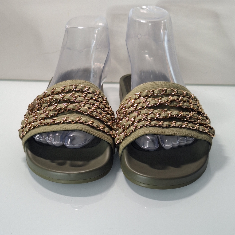 Chanel chain canvas slides